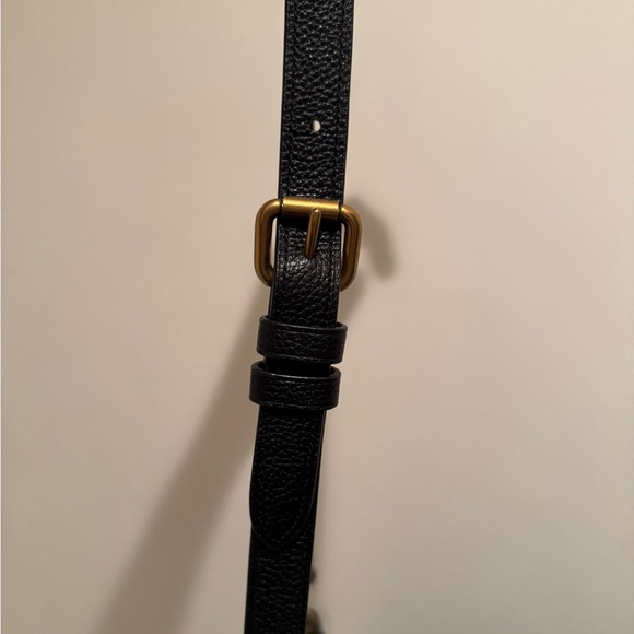 Coach Black Leather Shoulder Bag with Gold Hardware - Picture 2 of 8